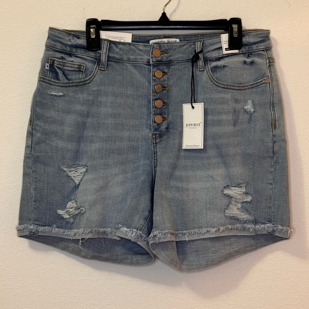 NEW Judy Blue Cuffed Denim Distressed Shorts 1XL Light Wash Button Fly